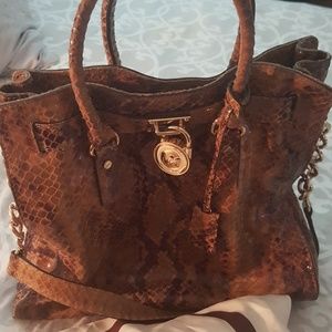 Michael Kors hand bag